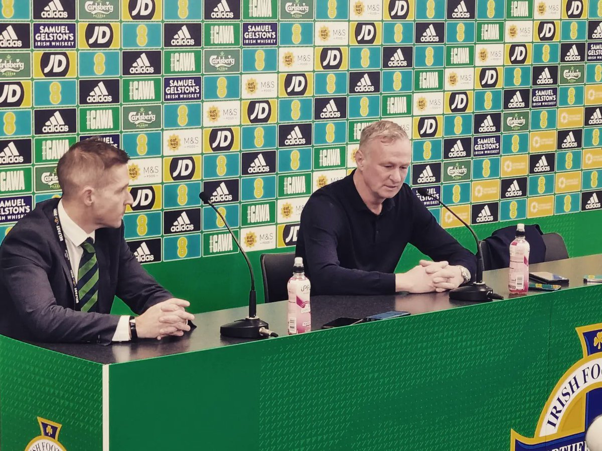 Gareth_McCull's tweet photo. Good to get chatting to Michael O'Neill this afternoon on his return to the @NorthernIreland job.
In very positive form and his appointment has certainly lifted spirits.
Great to see him back. #MONBACK #GAWA https://t.co/Ld2VsnRyA5