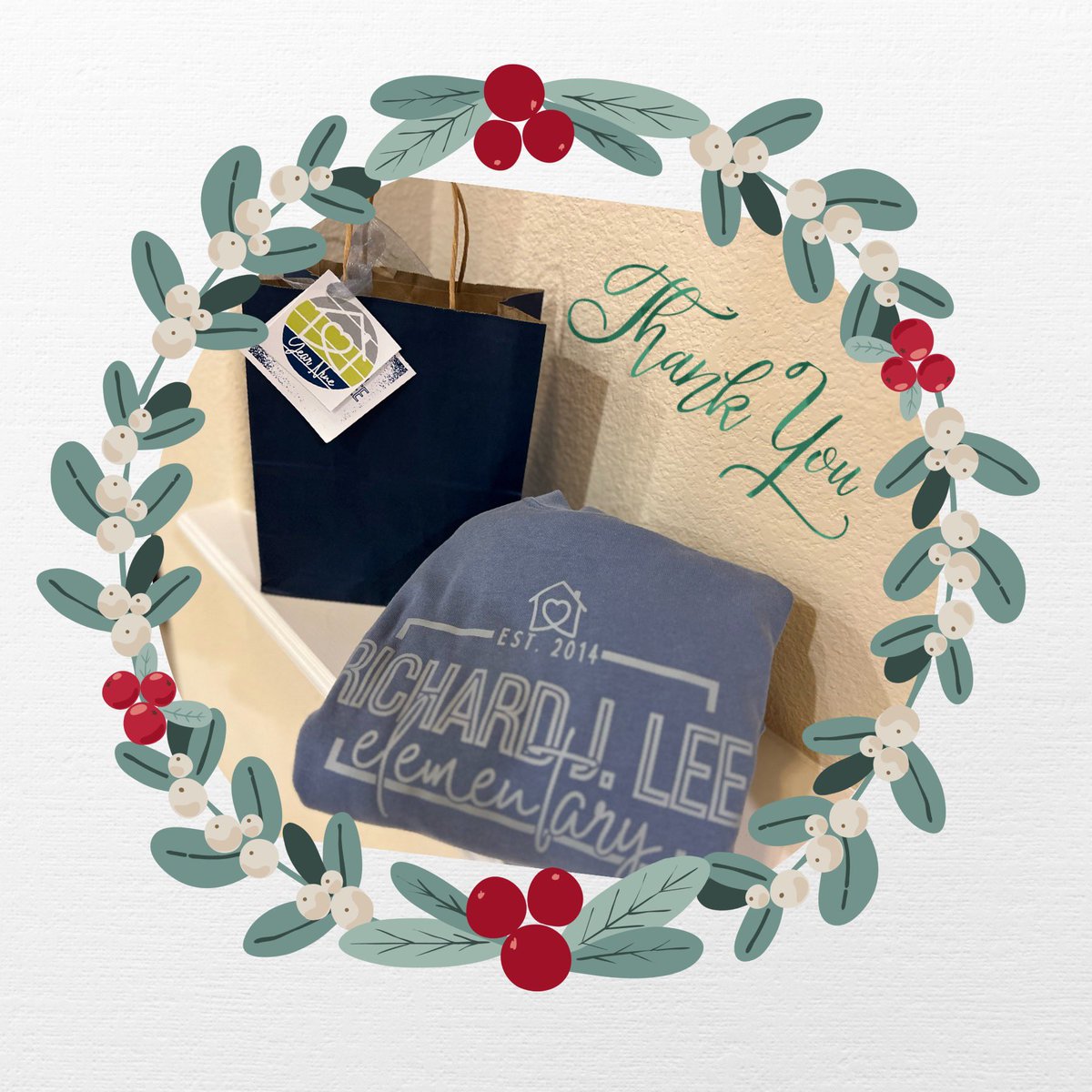 Thank you <a href="/NetZeroLee/">Richard J. Lee Elementary</a> for the cute &amp; cozy gift! Love all of your December to Remember festivities! ☃️❄️ #rjlyear9 #rjladventures