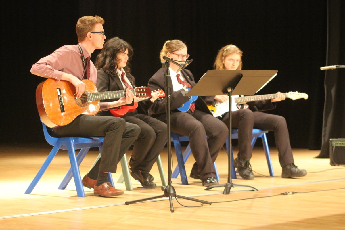 RadclyffeMusic's tweet photo. We were so proud of #TeamMusic last night at. We had some amazing performances from our #SigningChoir #GuitarClub as well as performances of @Lizzo by our @misst_music orchestra and chamber ensembles! You were all amazing!! #PROUDtoPerform #SeasonsOfLove #BeYourBest https://t.co/Av1WMh1d35
