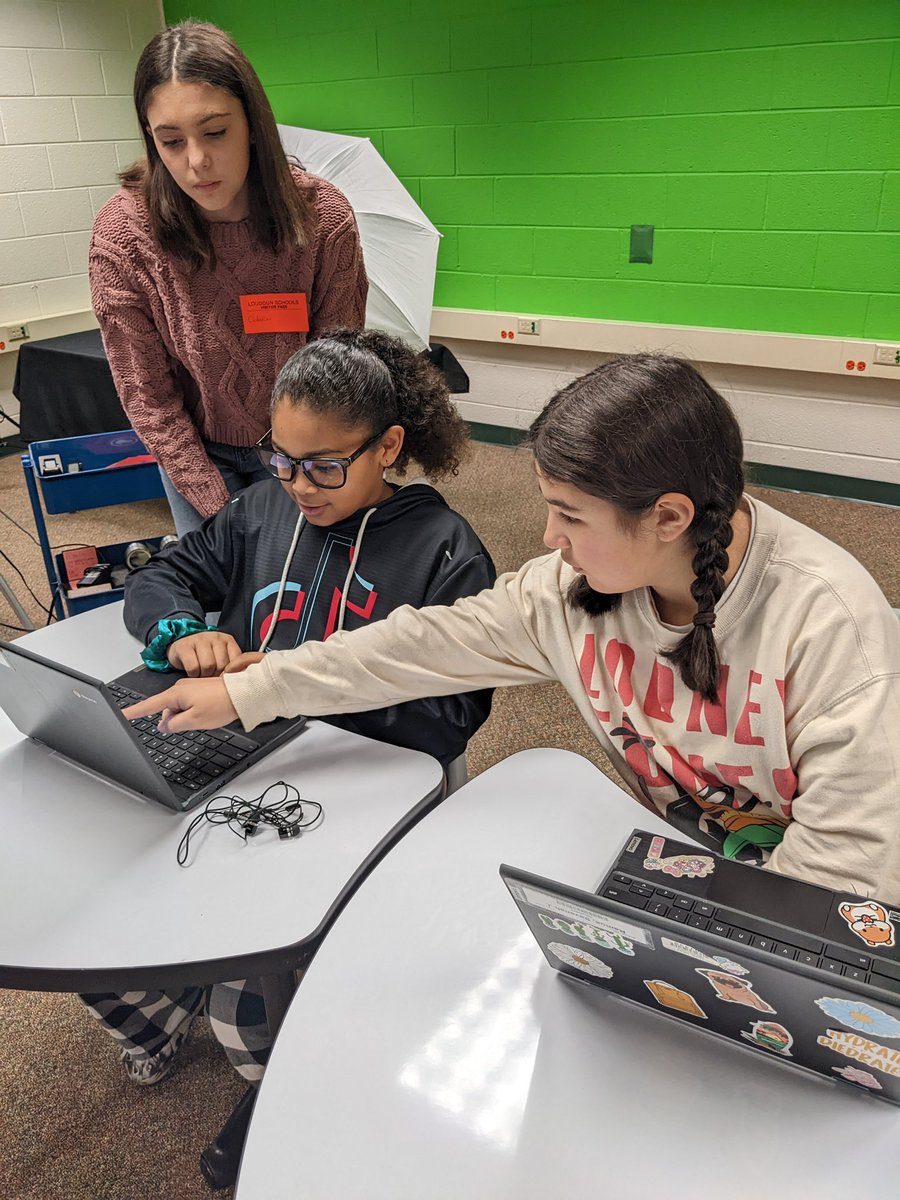 AKassakatis (@akassakatis) on Twitter photo Thank you to <a href="/RiversideLCPS/">Riverside HS</a> students for coming to <a href="/SeldensLanding/">seldens.landing.es</a> and completing an hour of code with our 5th grade students. Such a special treat to see former Seldens students in our building sharing their love for coding. <a href="/csforlcps/">Loudoun County Computer Science Office</a> Thank you to <a href="/RiversideLCPS/">Riverside HS</a> students for coming to <a href="/SeldensLanding/">seldens.landing.es</a> and completing an hour of code with our 5th grade students. Such a special treat to see former Seldens students in our building sharing their love for coding. <a href="/csforlcps/">Loudoun County Computer Science Office</a>