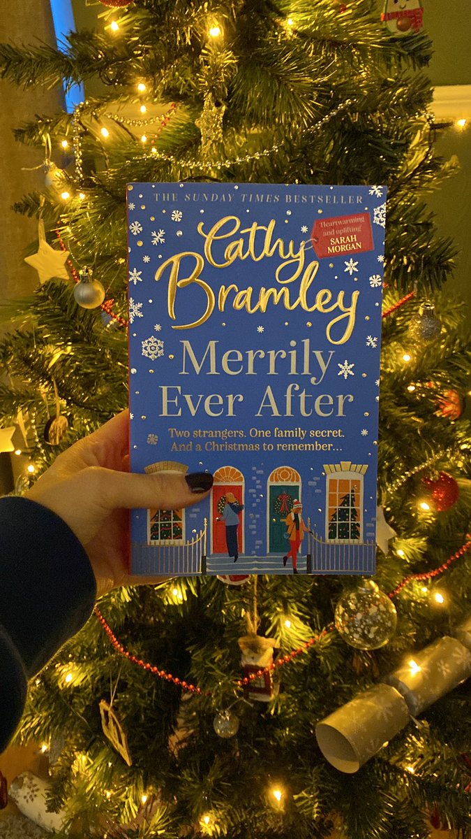 🎄 Flash Giveaway 🎄 

Christmas is coming so I’m giving away a copy of this lovely festive read which I adored!

Winner picked Friday 9th December.

To enter:
⛄️ Follow &amp; RT
⛄️Tag a friend
⛄️Tell me your fave festive song

#BookishGiveaway #BookTwitter #Bookish #BookTweet #Books