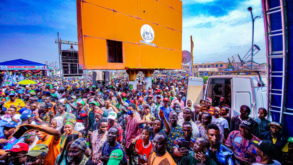 rajackson86's tweet photo. We recovered Osun,
We’ll recover Nigeria.
#RecoverOsunWithAtiku
#RecoverNigeria https://t.co/yvsUfZeD1v