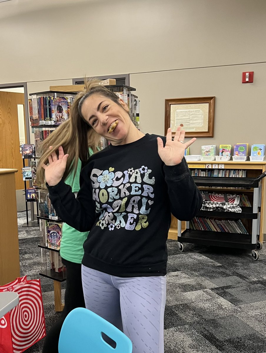 gingerjimenez's tweet photo. We had so much fun playing Minute to Win It Games this morning! We have a very competitive crew at the River! Love starting the day with laughter. 💚 https://t.co/nvm5oQh8KB