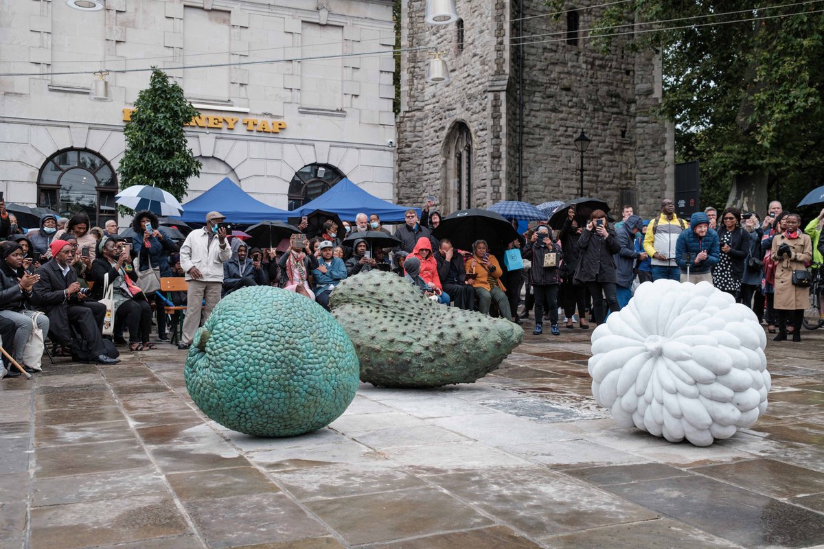 hackneycouncil's tweet photo. 🏆 Veronica Ryan OBE is among the artists shortlisted for tonight's 2022 #TurnerPrize.
🎨Veronica is nominated for work including the #HackneyWindrush Art Commission.
📺The ceremony will be available to view on BBC iPlayer: https://t.co/Hiyx3AGYJX…
🤞Good luck Veronica! 👏 https://t.co/5t21xSOXm6