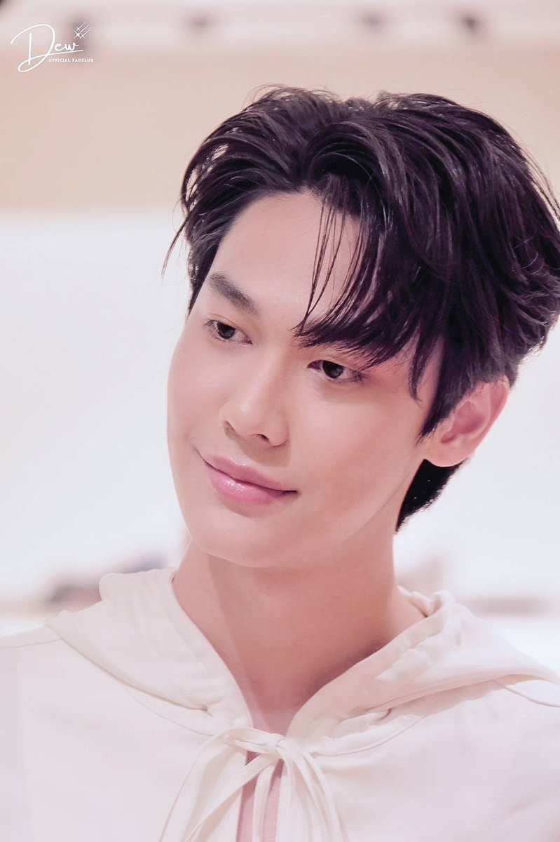 Dewjsu_club's tweet photo. Have a good DEW night 💫💫
@dew_jsu ฝันดีนะครับเจ้าสำนัก อย่าลืมพักผ่อนชาร์จพลังให้เต็มที่ อย่าลืมดูแลสุขภาพด้วยนะค้าบ รวมถึงศิษย์พี่ ศิษย์น้องทุกคนด้วยน้า 😴🤎
#GoodDewNight
#dew_jsu
#สำนักเจสุไร้พ่าย https://t.co/WD2J3WLAO2