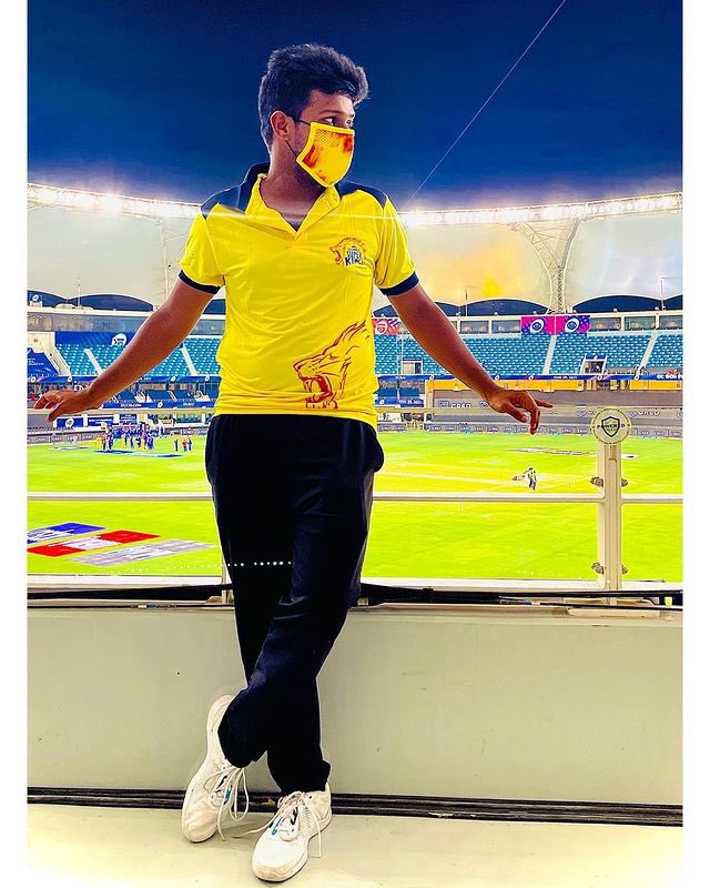 Yellow 💛 #kktamizha #chennaiipl #SivaPriyan #dancelife #dubailove #dubai #trending #kkpullingo #nagercoil #tamildancer #kanyakumari #dubaipullingo #dubaitamil #ponjesly #tamildubai #dubaicricketstadium #tamil #csk #ipl #msdhoni #dhoni #cricket #chennaisuperkings #india