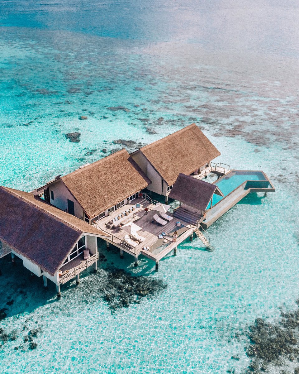 An island to call your own.

Escape to the ultimate hideaway where the only limit is your imagination.

Discover Voavah: bit.ly/3uwrt1a

#fsprivateretreats #privateisland #maldives