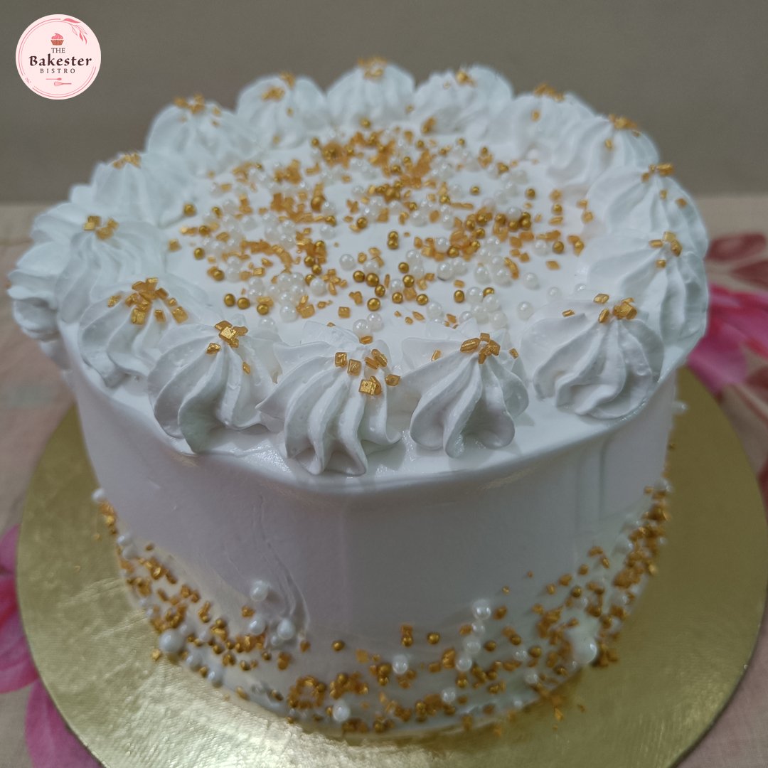 _bakesterbistro's tweet photo. Cake is the answer of all the problems❣️
.
Follow @_bakesterbistro for more 
.
#thebakesterbistro #instadaily #instagrambakery #homebakers #delhihomebakery  #egglesscakes #lovethemecake #tasteofhome #tastoflove #tastiestcakeever #instagrambusiness #womenpreneur #womeninbusiness https://t.co/2rI1F7mEnc