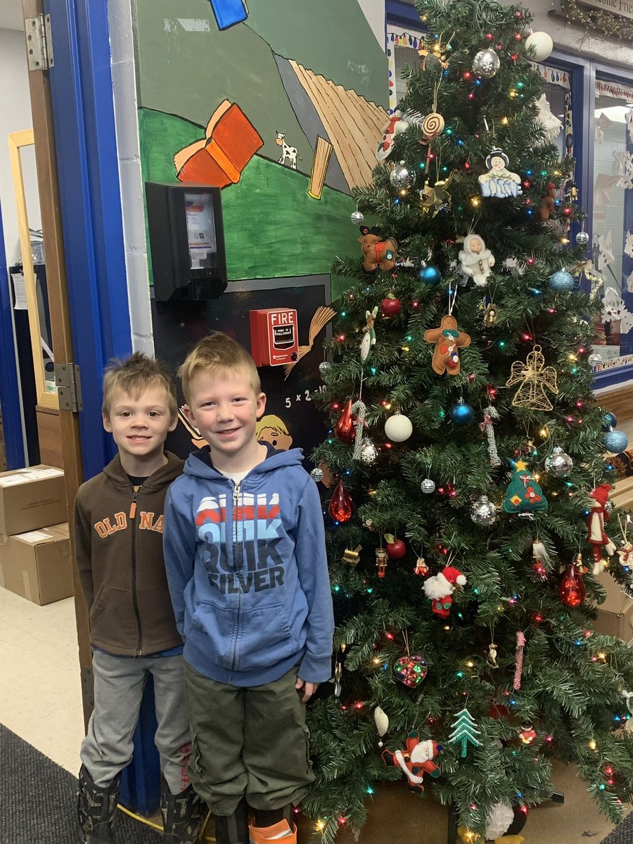 These two Rockwood students helped Mrs. Providenti decorate the Christmas tree this morning. Thank you! It looks great!