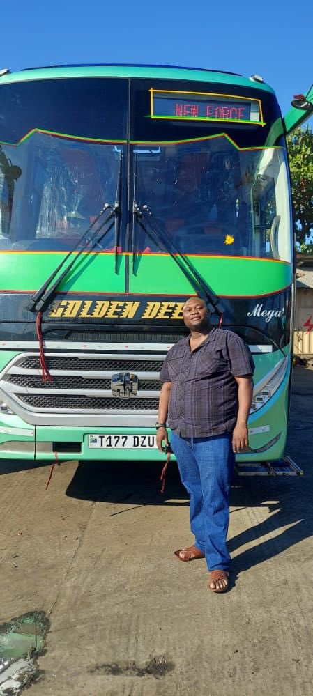 SouthernBuses's tweet photo. salamu kutoka #Shekilango #Gamereserve 

#Waubani #Linyama

📸@NewForce_LTD https://t.co/ngqqScYAEw