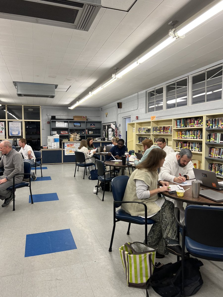 FultondaleHigh's tweet photo. Diving Deep into John Hattie’s work in our FHS Weekly PLC this morning! @JEFCOED @LeslieCRichard2 @Jefcoed6_12 https://t.co/hJQlctWQQk