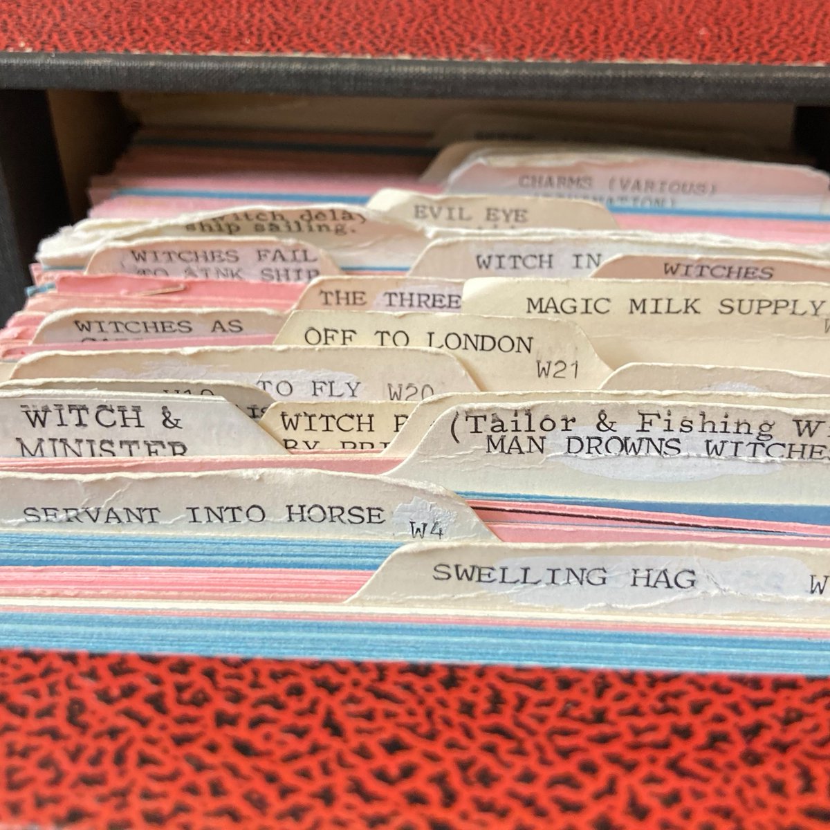 DualchasCeilte's tweet photo. Looking for some inspiration on this #WritingWednesday? We're sharing examples of index cards from the @EU_SSSA tale archive over on our blog. All thanks to @melissaterras for the idea to use them as writing prompts! https://t.co/pThvCpR04k https://t.co/plswBtLZvv