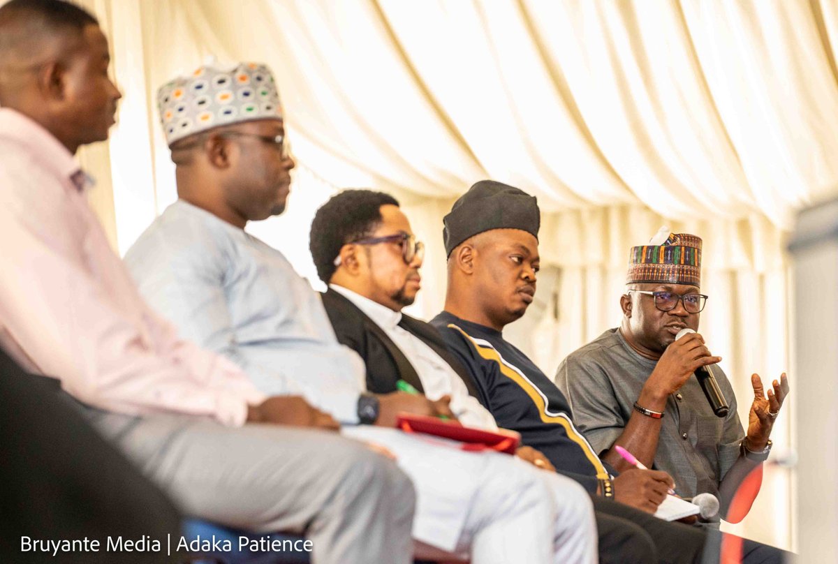 youthhubafrica's tweet photo. Male Panel Session: Where Men Stand: Uniting to End Sexual and Gender-Based Violence in Nigeria.

As decision-makers, men have a responsibility to speak out against violence against women and ensure that the issue is given priority attention.
#16Days  
#MenSummit
@unwomenNG https://t.co/SedZdeG9OK