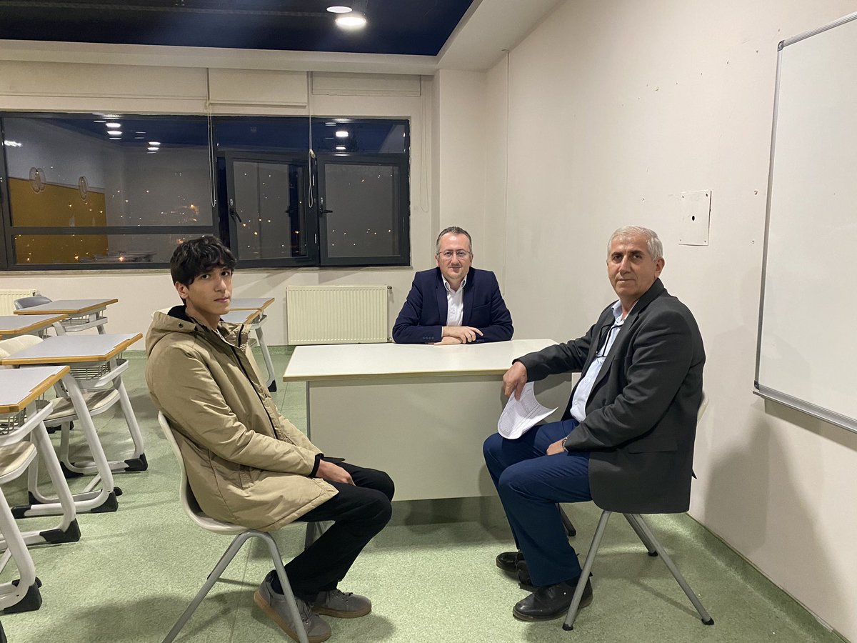 10.sınıf bireysel veli toplantımız başlamıştır.Katılımlarından dolayı tüm velilerimize teşekkür ederiz.
<a href="/nilcicek/">Nil Çiçek</a> <a href="/ErhanKirbac/">Erhan KIRBAÇ</a> <a href="/MehtapKbdy/">Mehtap Kabadayı</a> <a href="/yakupoglu_ziya/">YUSUF ZİYA YAKUPOĞLU</a> <a href="/UgurOkullari/">Uğur Okulları</a>