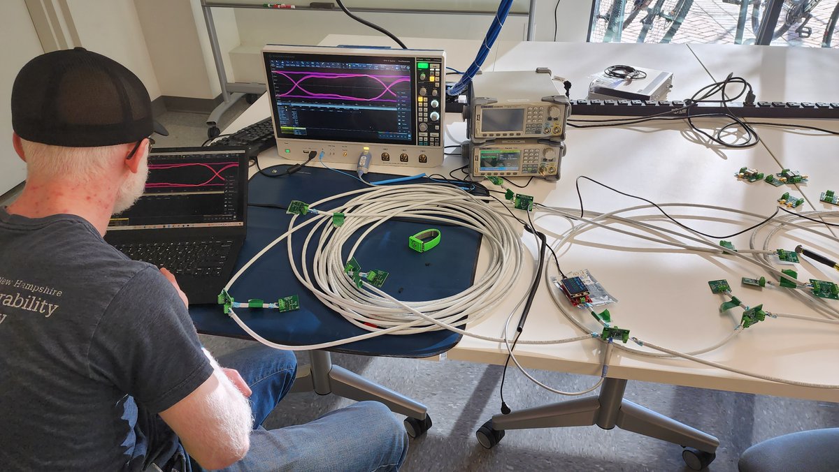 Evadekrub's tweet photo. At @UNH_IOL this week for the #10BaseT1s plug fest sponsored by @renaultgroup . We are improving our RAD-Meteor #10BaseT1s tool to assist the testing. #plca #sdv #softwaredefinedvehicle https://t.co/Sl4FH2ne0U https://t.co/IcvFnrpv9F