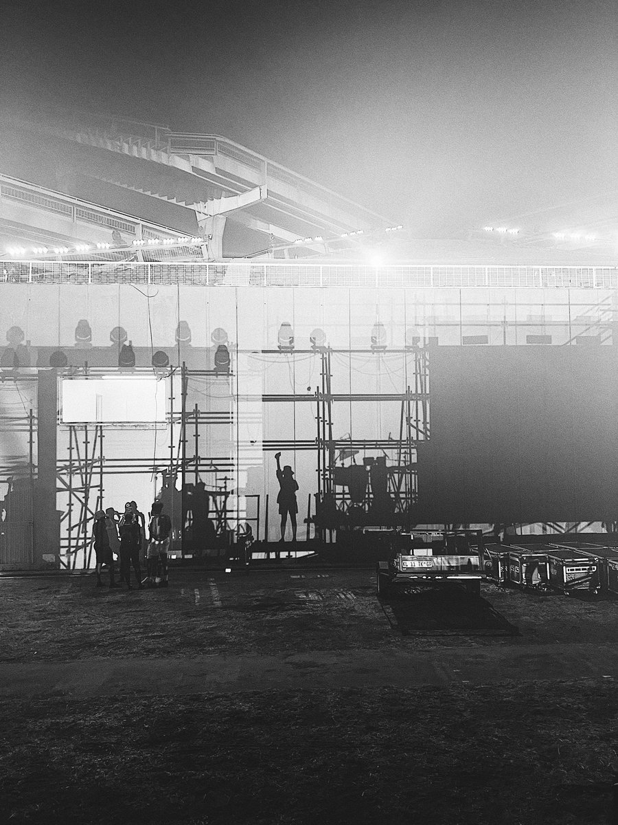 praisemwelase's tweet photo. GOD DID!!! We FILLED UP MMABATHO STADIUM!!!!
I am grateful 🙏🏾
#FillUpMmabathoStadium
#STAGEMANAGER
#SHOWCALLER
Producer P! TO GOD BE ALL THE GLORY 🙌😭 https://t.co/yfUzX2RR2x