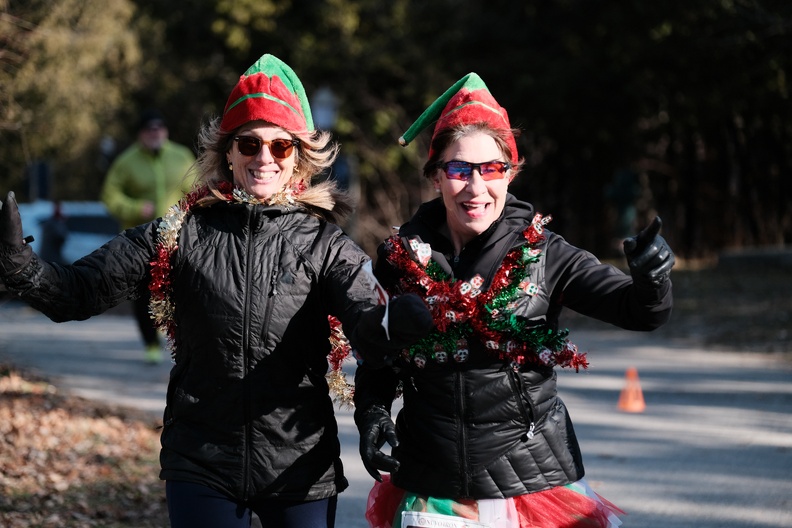1000 awesome shots from Sunday's C3 <a href="/Nuvoiron/">Nuvo Iron</a> Egg Nog 5k &amp; 10k jog.  Thanks to sponsors, volunteers and racers.  Check out the great shots. trishots.com/index.php?/cat…