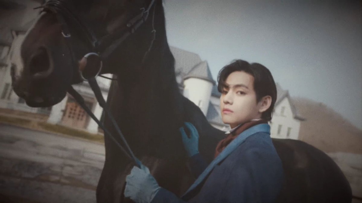 archivefortae's tweet photo. HORSE RIDER TAEHYUNG!! 😭 https://t.co/Qy28TupE8O