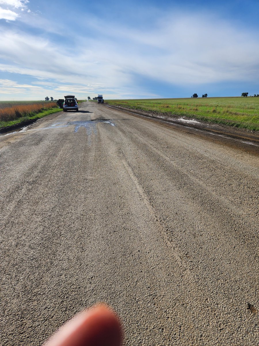 HermanMashaba's tweet photo. South Africa's Provincial roads have reached the state of almost collapse. I actually wonder if Minister @MbalulaFikile is aware of this dire situation?
I traveled on the road to Newcastle on Sunday. I was embarrassed as a South African to live in country with such roads. https://t.co/4D1GY7nRb9