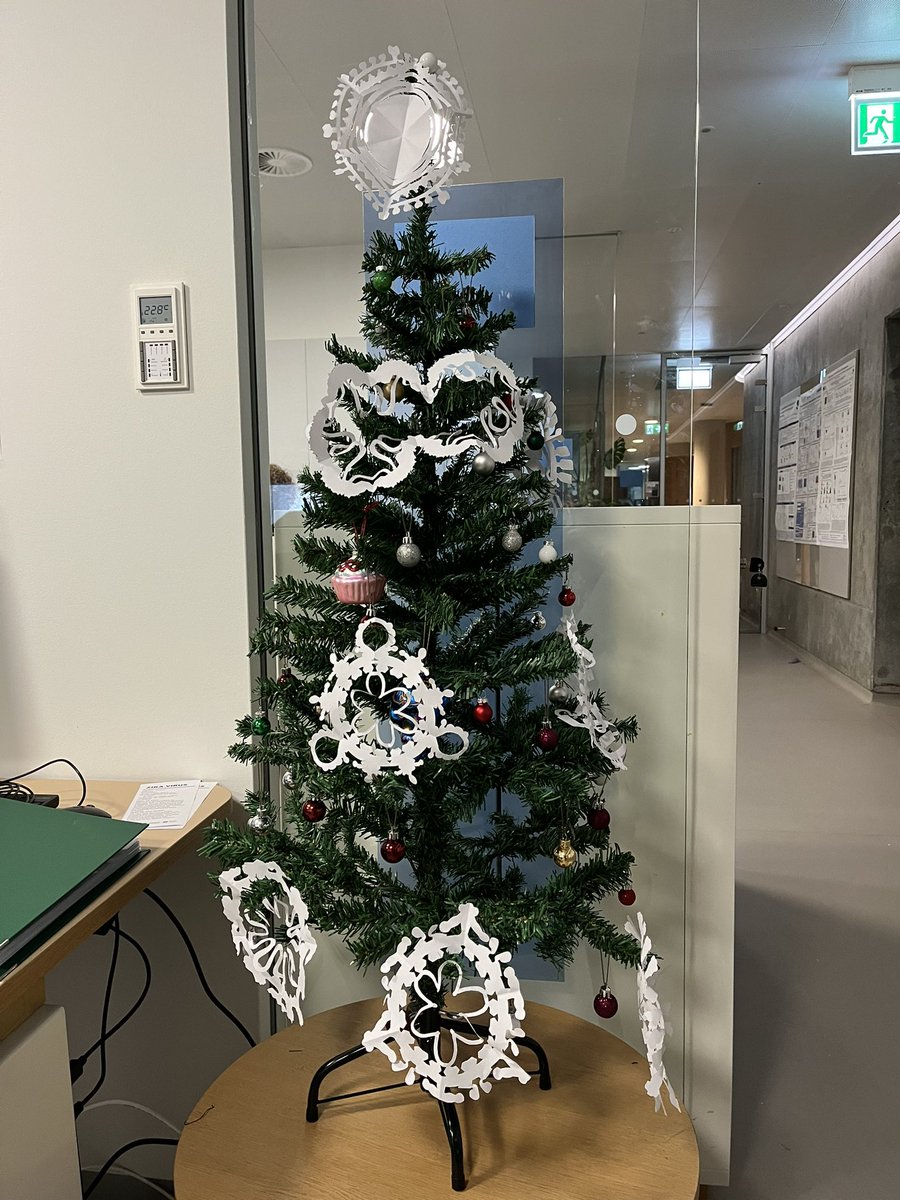 ScheelLab (@scheellab) on Twitter photo Virus snowflake decorations are falling on our lab Christmas tree! 🦠 ❄️ Meanwhile real snowflakes fall outside 😃 🎄 thanks for the inspiration <a href="/CVRHutchinson/">Hutchinson Lab</a> <a href="/CVRinfo/">MRC-Uni of Glasgow Centre for Virus Research</a> and for activating everyone <a href="/SonjaFernbach/">Sonja Fernbach</a> Virus snowflake decorations are falling on our lab Christmas tree! 🦠 ❄️ Meanwhile real snowflakes fall outside 😃 🎄 thanks for the inspiration <a href="/CVRHutchinson/">Hutchinson Lab</a> <a href="/CVRinfo/">MRC-Uni of Glasgow Centre for Virus Research</a> and for activating everyone <a href="/SonjaFernbach/">Sonja Fernbach</a>