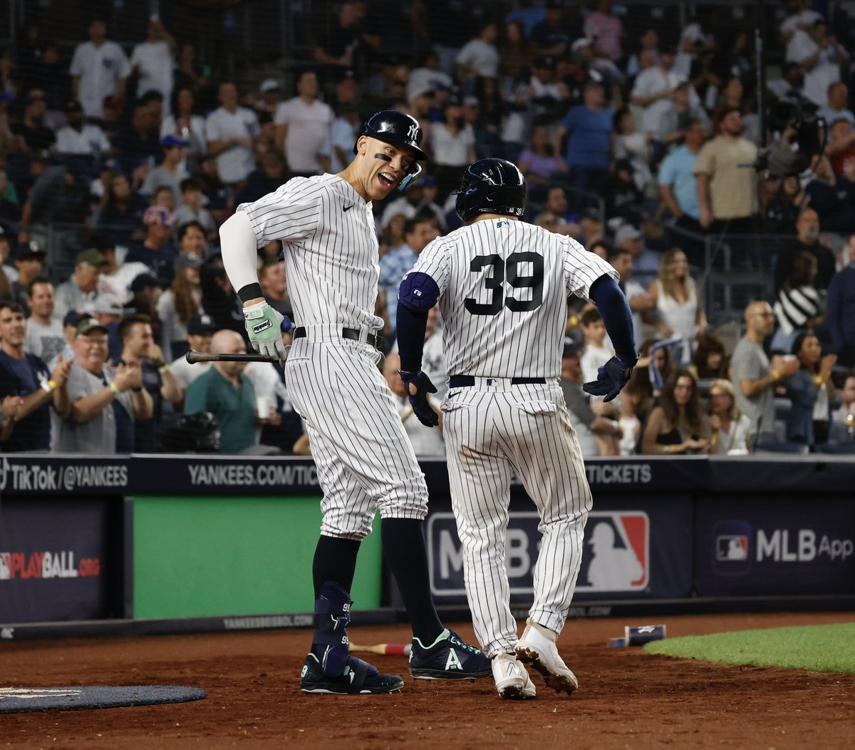 HipHipJose5's tweet image. Mood