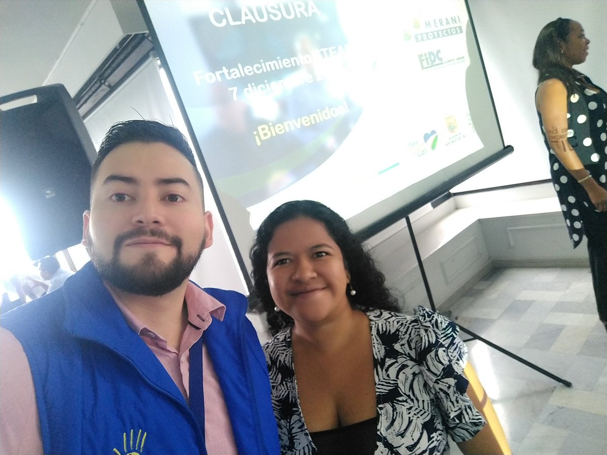 zpabonp's tweet photo. Gracias Jose de @MeraniProyectos por tu apoyo en todo el proceso
@RedTiCali @Educacion_Cali #EncuentroLideresTicCali https://t.co/ZpG3IiOvJi
