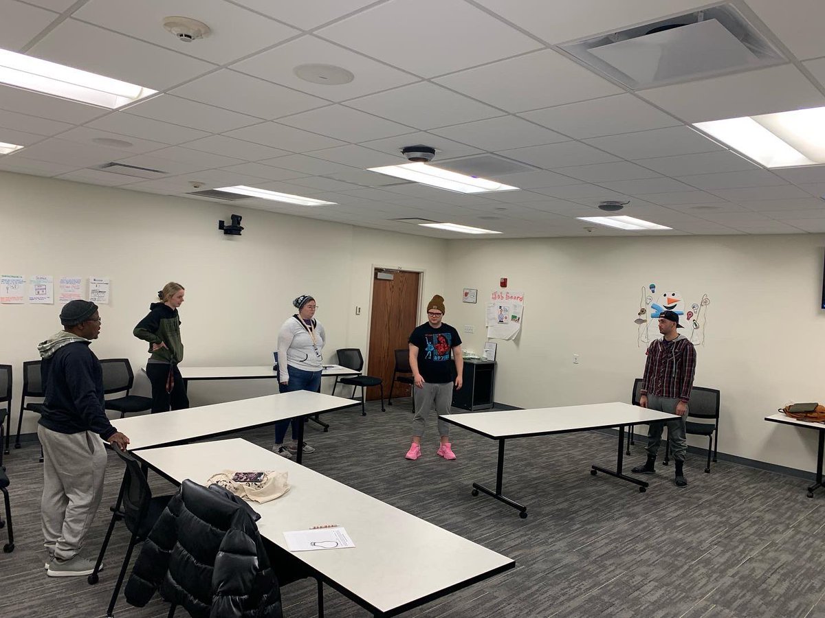 #teachereducation #student reorganized the class today after discussing the impact that the physical layout has on #classroommanagement   

#teacherpreparation #bellevueuniversity #highered #highereducation #edtech
#BellevueTeacherEd #BellevueTeaching #classroom #education