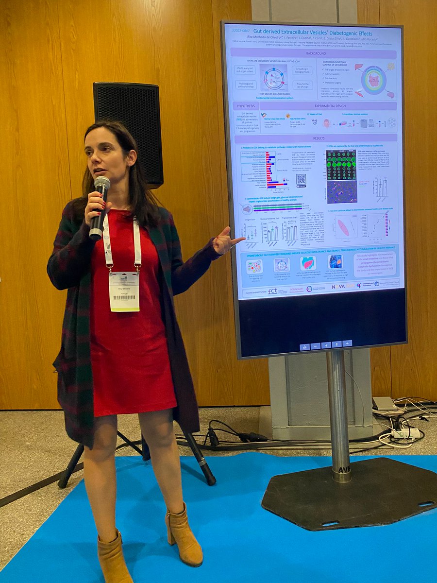 MacedoLab's tweet photo. @mariajoaocmo and @RitaJoliVeira have just presented our data on tight junctions and extracellular vesicles #IDF2022 @IntDiabetesFed.
The award lecture by @gastaldelli_amy and chaired by Paula Macedo will start on 30 min, in auditorium III, join us! https://t.co/pfhHJx8hvb