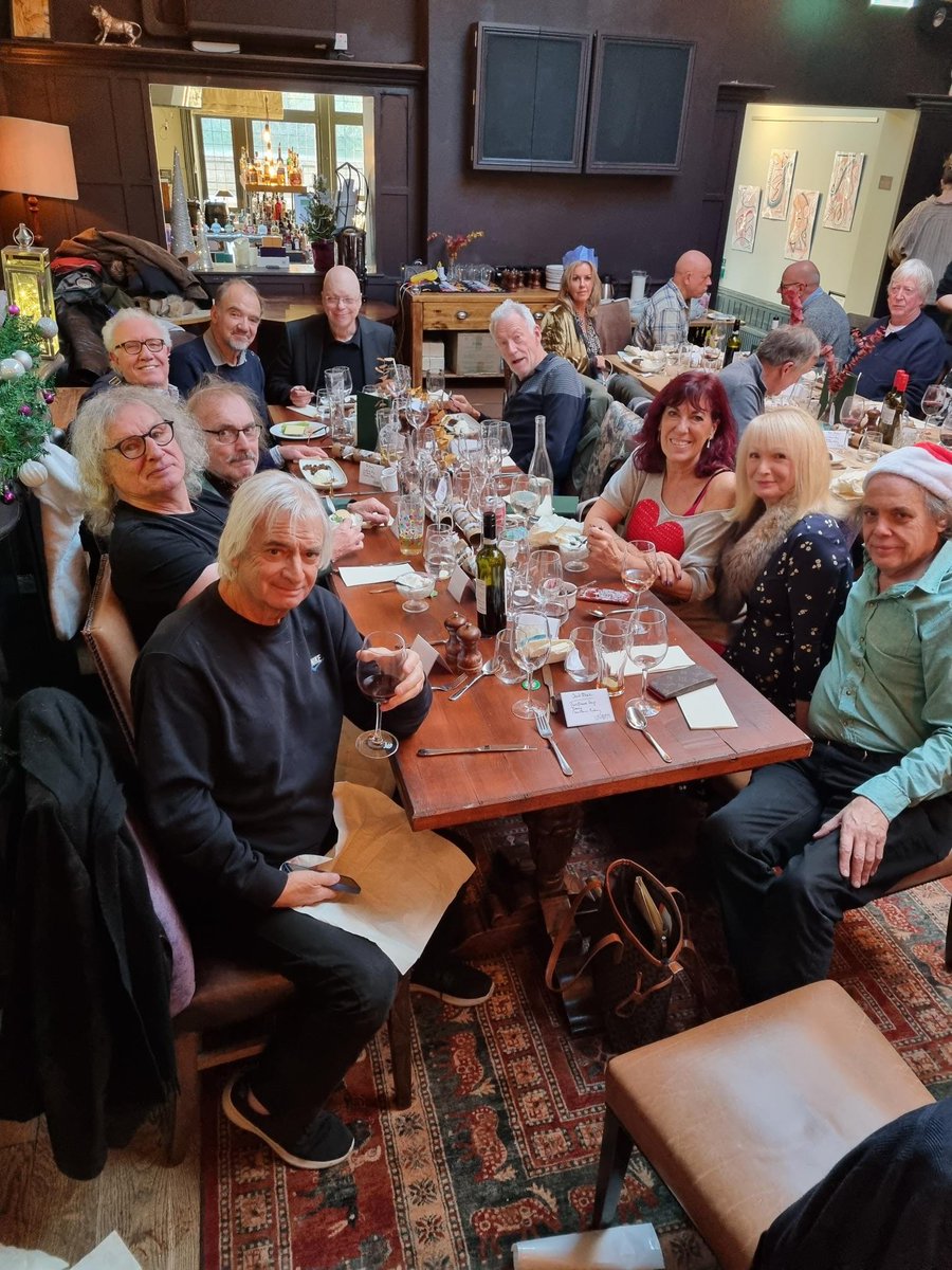 LAJwriter's tweet photo. #PinkFloyd #TheShadows #TheSearchers #ManfredMann #TheTornados #DireStraits #Slade #Family #StatusQuo #AtomicRooster #Leafhound & more all well-represented at our #SCRIBs Christmas lunch in London yesterday. I appear to have joined #TheShadows! Rocking on! https://t.co/05K7Kwbjo4