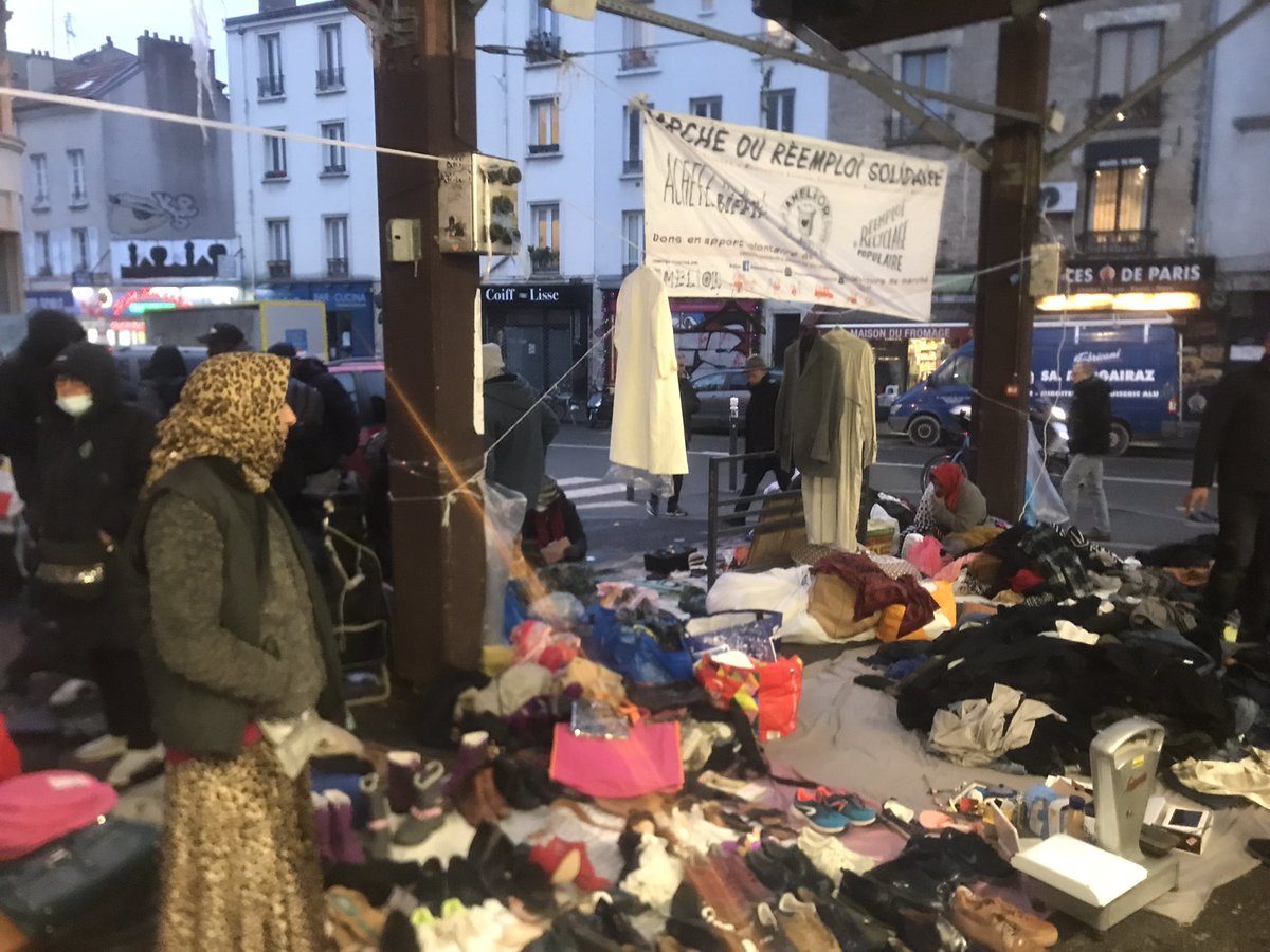 SamuelAmelior's tweet photo. #biffins #biffines #recuperateurs #travailleursessentiels #droitauglanage #droitautravail #travaildecent #ilo190 #oit190 #chiffonniers #ferrailleurs #nonalacriminalisation #respect #reconnaissance #organisation #travail #lutte #portedemontreuil #marchéauxpuces #assoamelior #ess https://t.co/C4mb4C8rYM