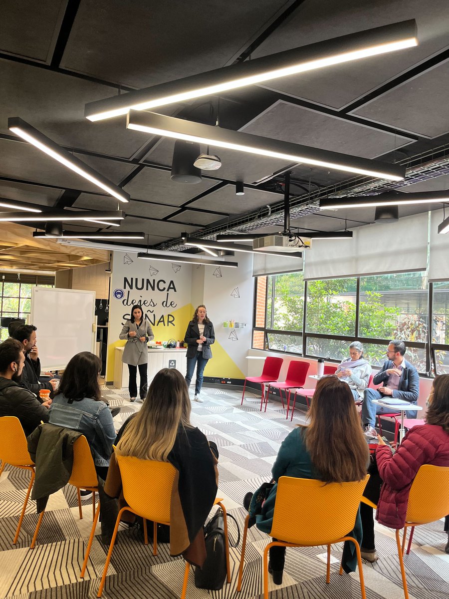El día de ayer estuvimos en el comité de #emprendimiento de <a href="/ConnectBogota/">Connect</a>, donde evaluamos las actividades de 2022 y sentamos las bases para seguir impactando el #ecosistema de emprendimiento universitario en 2023

#JaverianaEmprende #PUJ #ConnectBogotá
