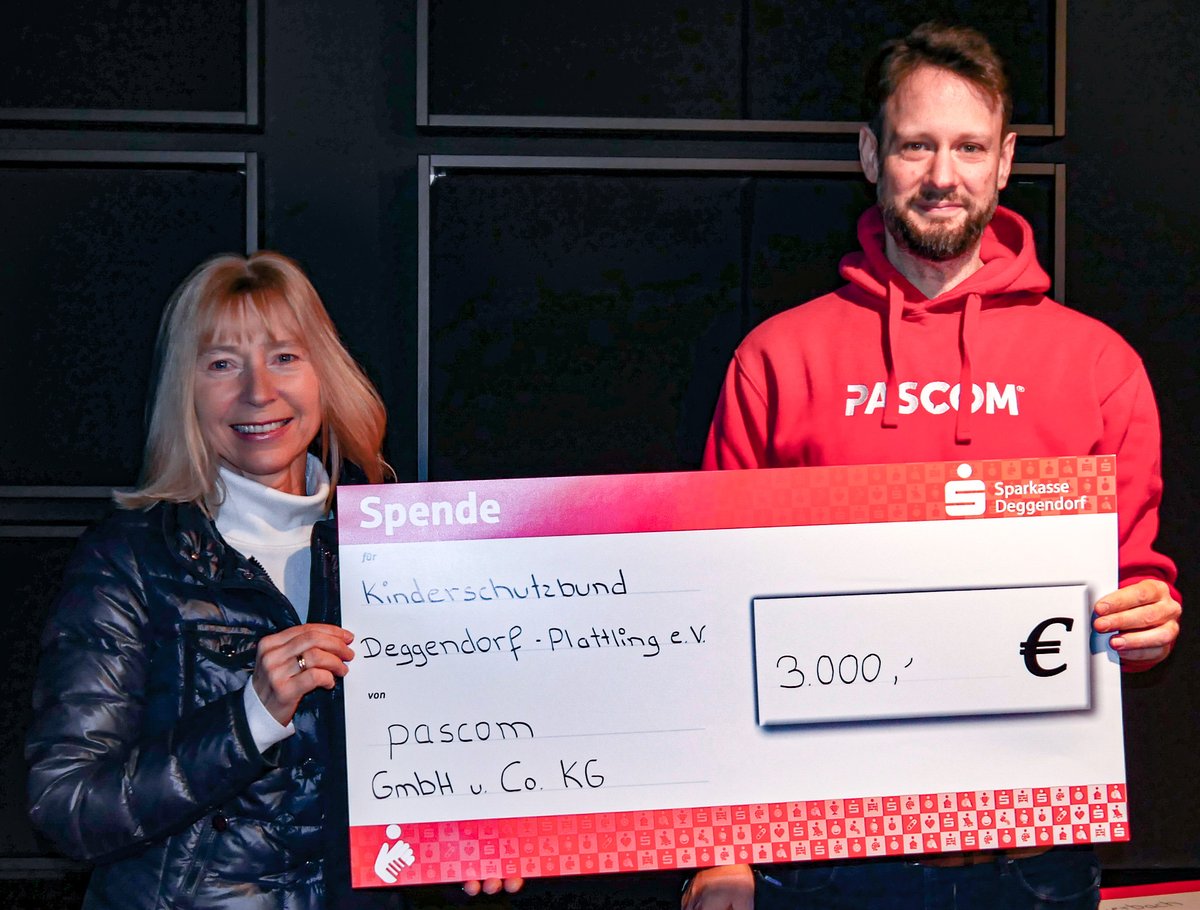 pascom_net's tweet photo. We are proud to announce that we are supporting three local youth football teams AND the inspiring work of the Deggendorf-Plattling Child Protection organisation with our 2022 annual donation. Find out more here:
https://t.co/KOOmNqEnHe
https://t.co/8rq9Gc2EEY
#teamPASCOM https://t.co/FiYLS5r2AI