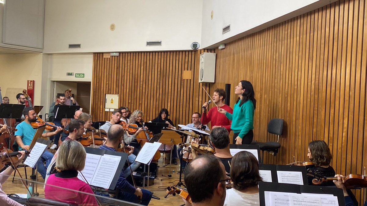 ¡Pero qué bonito lo que estamos preparando junto a <a href="/DanielDiges/">Daniel Diges</a> para este domingo! A través de los musicales más conocidos, pasearemos por Broadway sin salir del <a href="/AUDITORIOMURCIA/">Auditorio Regional Víctor Villegas</a>. 
¡No te quedes sin entradas, que vuelan! acortar.link/09NafD
#ConciertosEnFamilia #ÖSRM