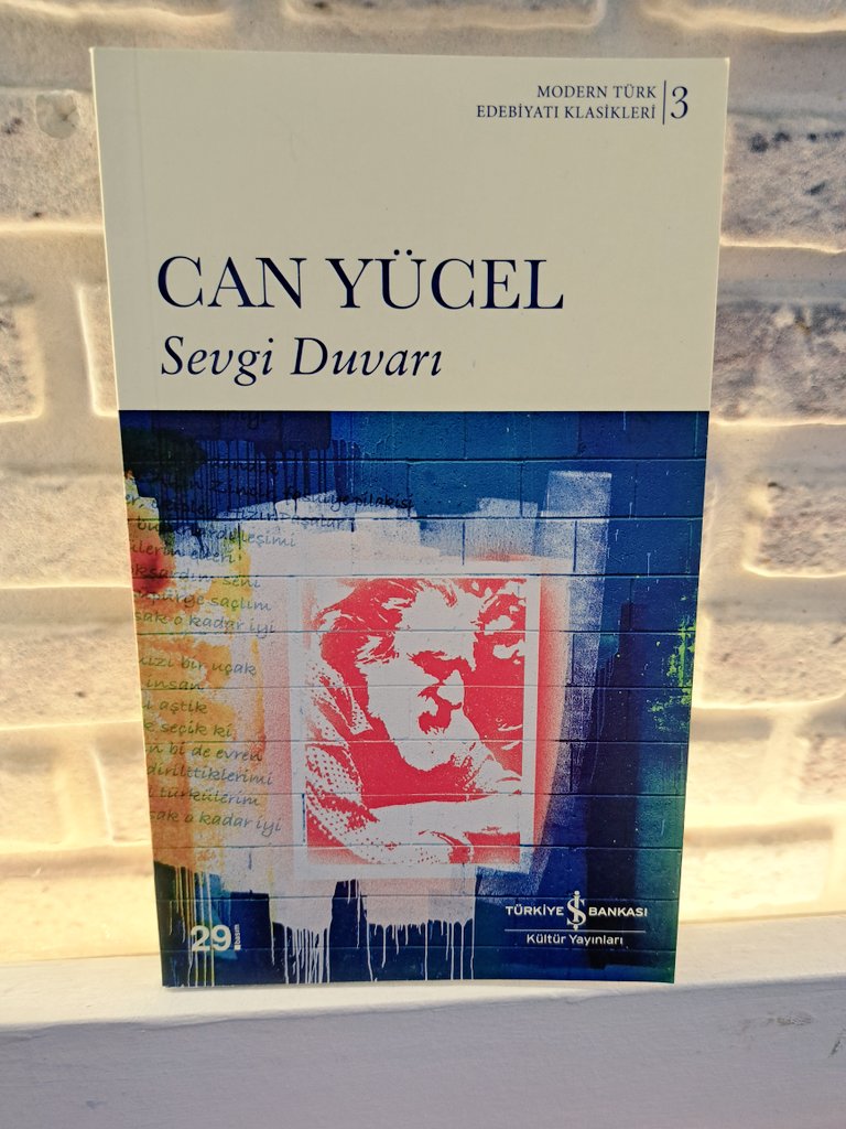 Sen mi kaldın dedim düzeltecek dünyayı 
Vurup kapıyı çıktım.

Canı özgürlük çekmiş 
İlle de özgürlük dedi
Yetişmez dedik buralarda yemezler onu.

Sevince çocuk oluyor insan 

#kitap #kitapseverlertakiplesiyor 
#kitaptavsiyesi #canyücel