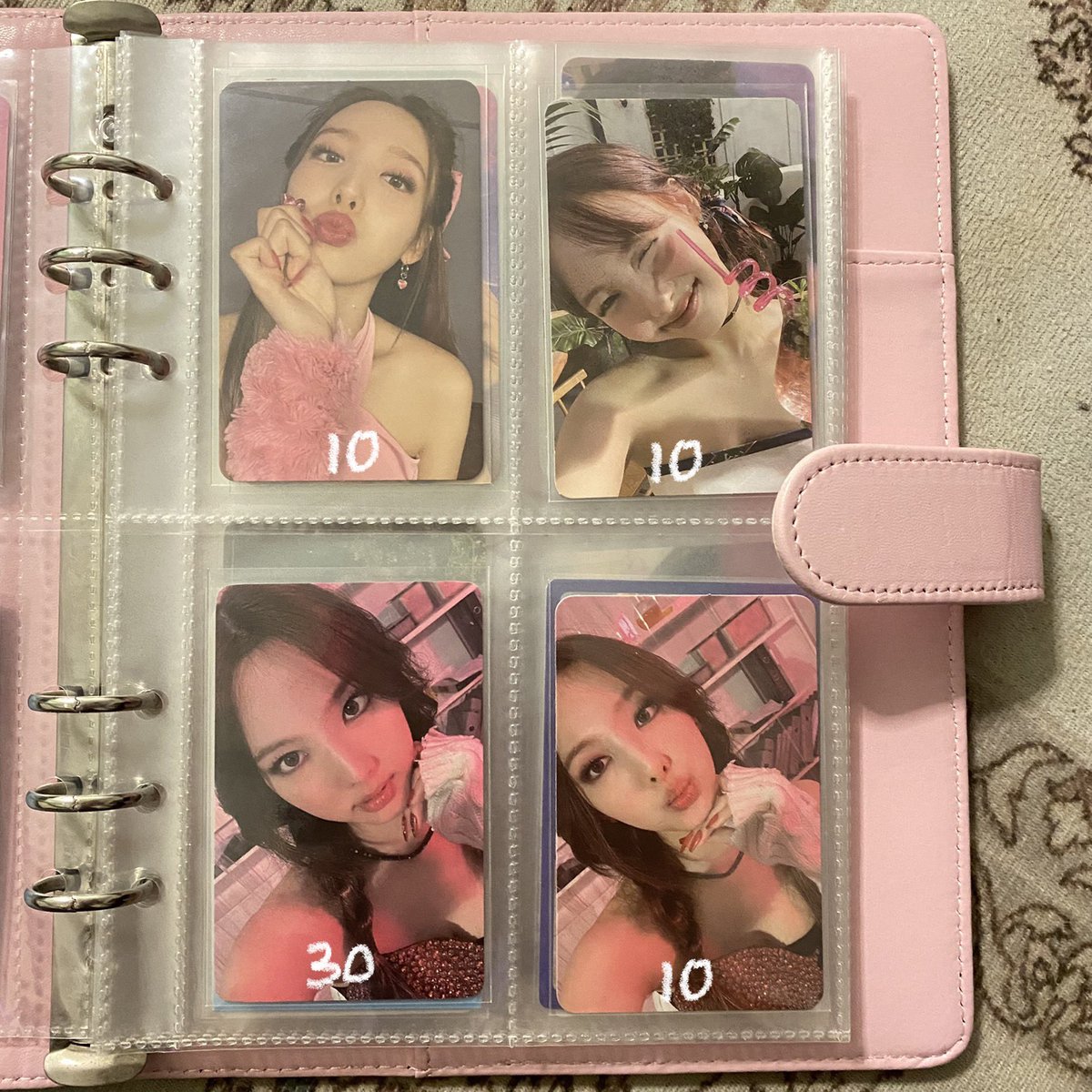 aziecart's tweet photo. 𓂋 quitting sale !! #pasarTWICE #pasarONCE
– nayeon pcs from diff era
– negotiable if buy >3
💭 dm for any inquiries
t. nayeon kebaya nayeon wink nayeon m&m https://t.co/SMideu3T3v