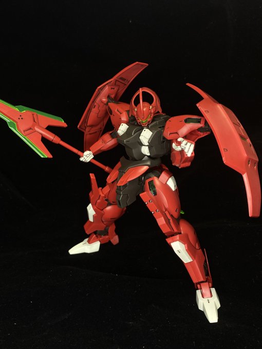 ダリルバルデできたー
蛍光グリーンでうまいこと光るように、シールをカットして仕込みました 