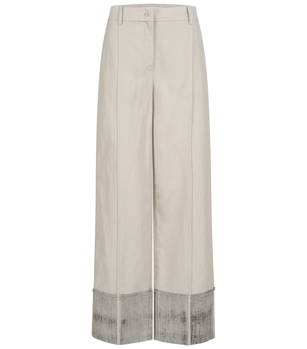 Marisa_Helene's tweet photo. Just in - these wonderful pieces from avant-garde designer Annette Gortz have just landed at https://t.co/60h7qCTGsP #lookfantastic #avantgarde #fashion #Designers #getthemwhileyoucan #limitedavailability https://t.co/p7nUNUgBAx