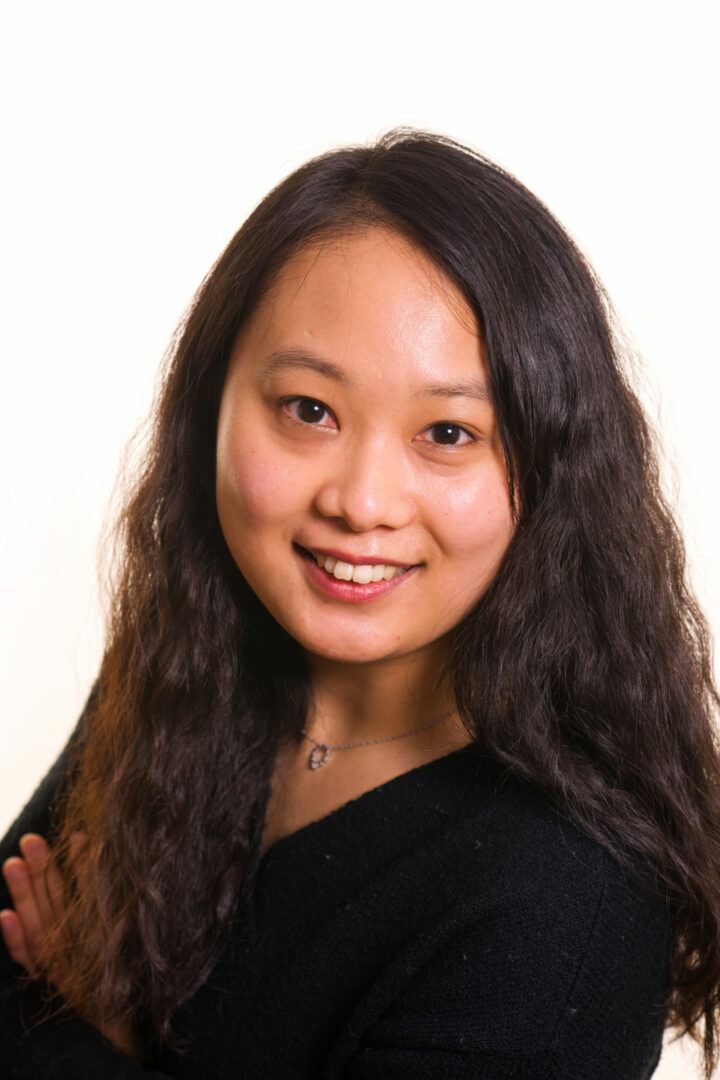Félicitations à 
Yujin Jegal qui a soutenu sa thèse intitulée : Développement des mesures isotopiques in situ Rb-Sr par LA-ICP-MS et microsonde ionique pour la datation à petite échelle des processus géologiques !
Le 16/12/2022
Dir : E. Deloule, Crpg et J. Mercadier,GeoRessources
