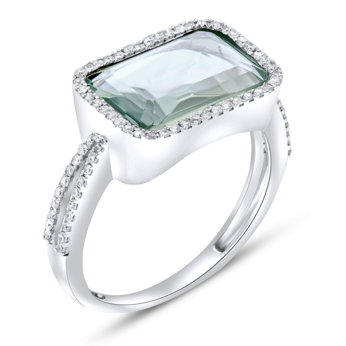 Hello friend. 
I am professional experience jewellery.any Product. Model.watch photo editor or retoucher.if you need so please contact me fiverr.com/share/mdNX4R