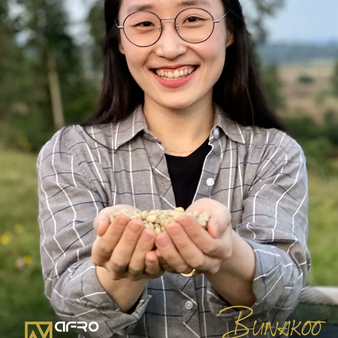 bunakoodao's tweet photo. Day one 
Bunakoo Coffee farm tour group visited  Gera Coffee farm in Jimma.
#coffeetour #cobean #ethiopia #BunakooTour 
#coffeelover #jimma #oremiatata #koreanculture #ethiopiancoffee #coffeebeans https://t.co/jf1Li8dWmR