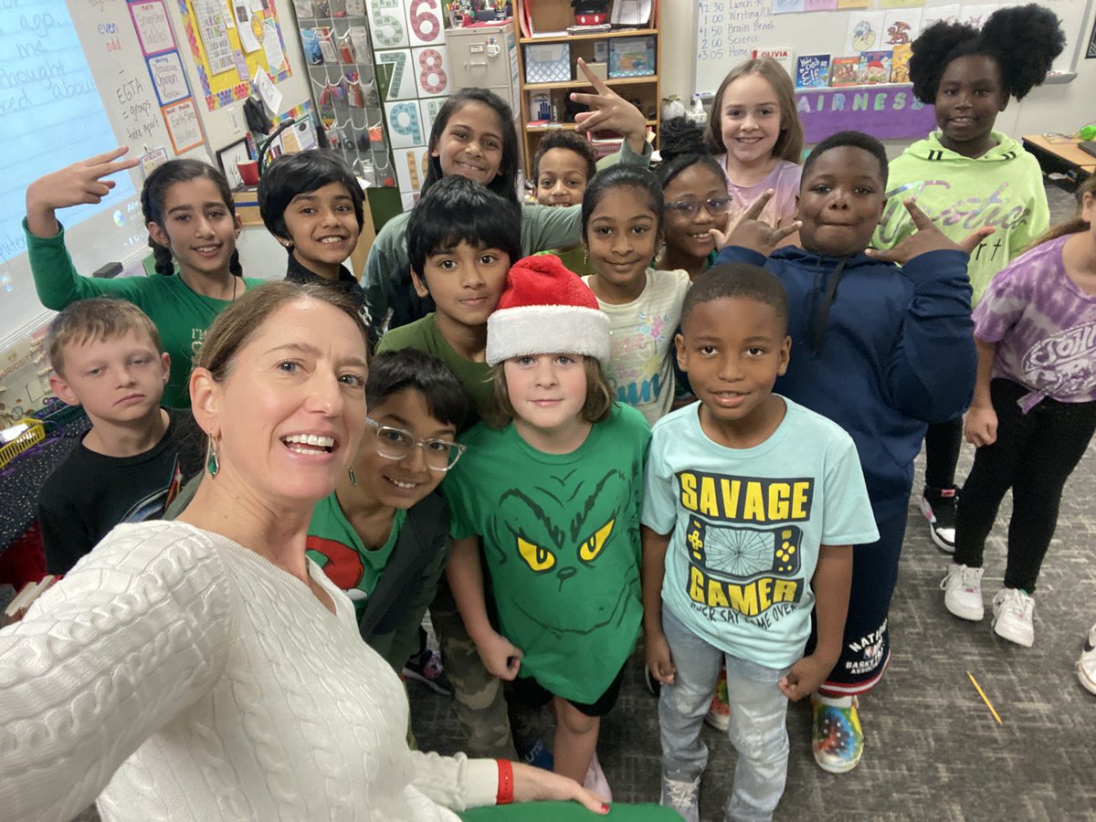 We are no Grinch for the holidays!! <a href="/CorbellElem/">Corbell Elementary</a> #GrinchDay #FISDMadetoshine #Corbellconnection