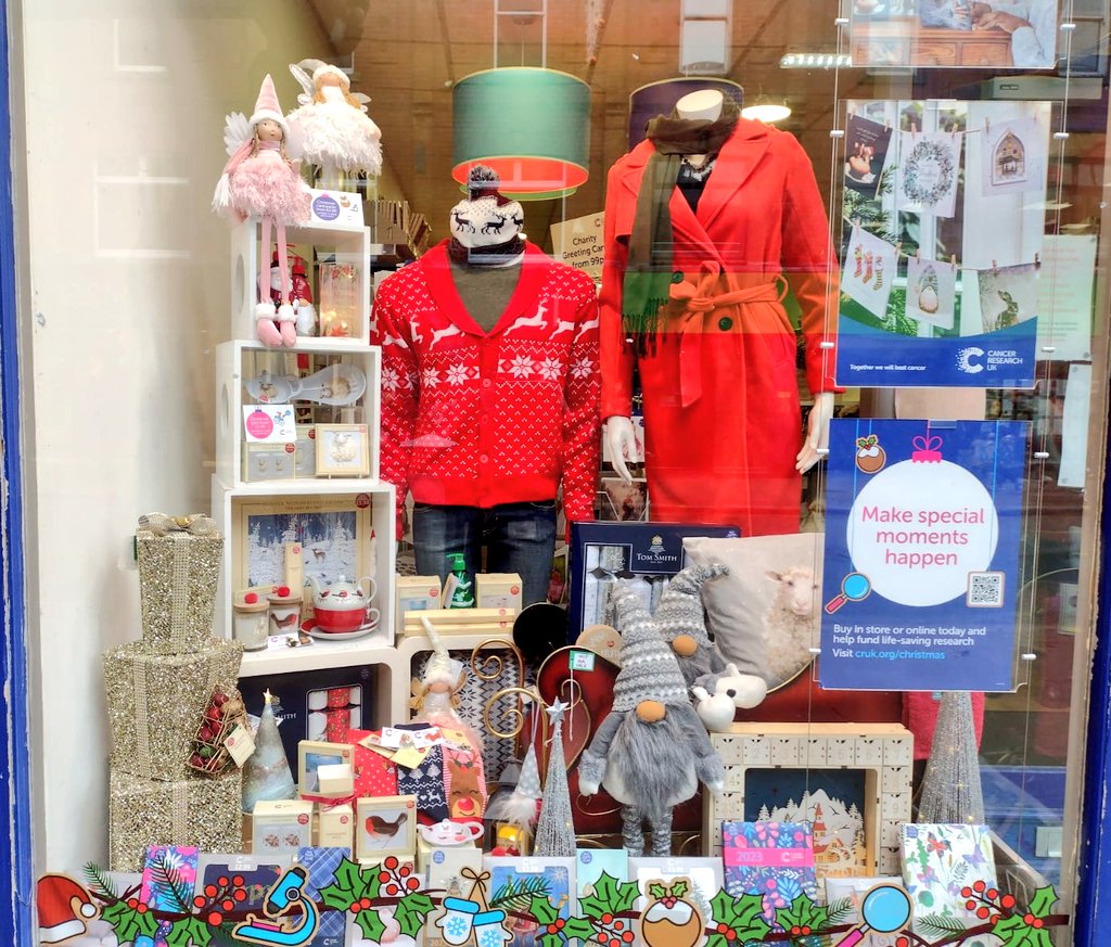 CrukChesterFG's tweet photo. Please vote for our Xmas window, with below link- https://t.co/r9VfzRVWHb
Thank you to all our supporters, we hope you all have a #MerryChristmas &amp; a #HappyNewYear Love all @CrukChesterFG @chestertweetsuk @ChesterBID @CRUKShops @CR_UK @every_chester @ChesterUnii @LivingInChester https://t.co/CaI5zhK6wW