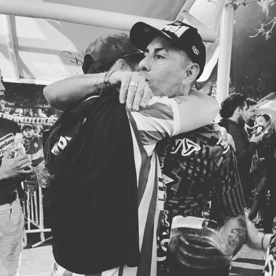 La increíble salida de Olivera de <a href="/nacionaloficial/">Atlético Nacional</a> solo tiene una explicación y es más que obvia. A los actuales dirigentes, algunos de ellos hinchas oficiales de Millonarios) no les importa que un jugador haya salido 2 veces campeón en un año jugando casi el 100% de los partidos