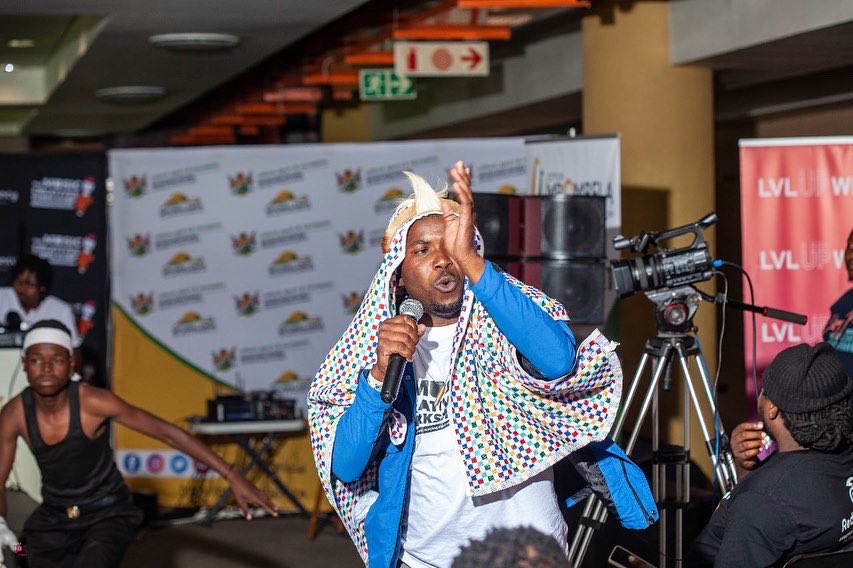 music_creatives's tweet photo. Maskandi, Hip Hop and Poetry is up!
 COMPETITION TIME🎉‼️

#TMCW2022 #WeAreMusic https://t.co/g7PnF2LNsW