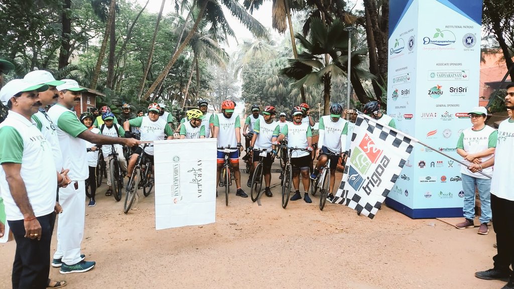 nidhinvalsanips's tweet photo. Flagged off cyclothon with theme #Aurveda First as part of #WorldAyurvedaCongressAndArogyaExpo https://t.co/7dLsdMcJWB