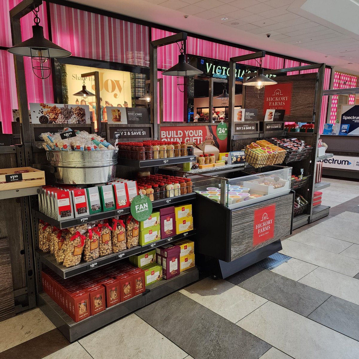 Shop Hickory Farms for delicious gifts - now open on the lower level in Center Court near Victoria's Secret. And if you're looking to make some extra cash for the Holidays, Hickory Farms is now hiring. Job details: bit.ly/3ut7xw2