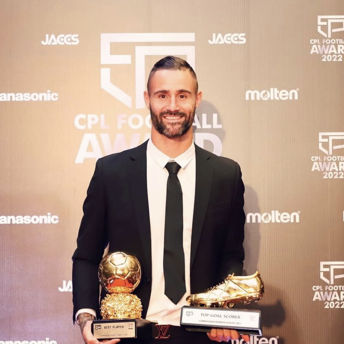 Proud to win  @OfficialCPL2022 Player of the Season, Golden Boot and make Team of The Year🏆⚽️ Thanks to <a href="/pkrsvrofficial/">Preah Khan Reach Svay Rieng FC</a>, my coaches and teammates. Here’s to a season to remember🙏🏼