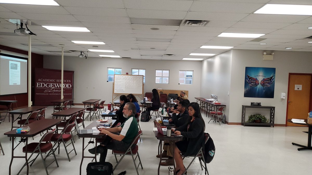 robert_basurto's tweet image. Engaged in Math Foundations training. The beginning of our journey towards the development of a rigorous Math instructional framework. #Mathmatterstoo @EISDofSA