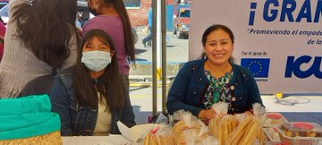 UEGuatemala's tweet photo. Tecpán, Chimaltenango, Guatemala.

Durante el Gran Bazar de #IXOQI S.A. realizado en Tecpán el 6 de diciembre de 2022, varios grupos de artesanas, capacitadas dentro del proyecto #ALMA, presentaron y vendieron sus productos.

#ProyectoALMA #UEGuatemala @FUDIgt #ACOE #ICU https://t.co/AhV8lZTmV3