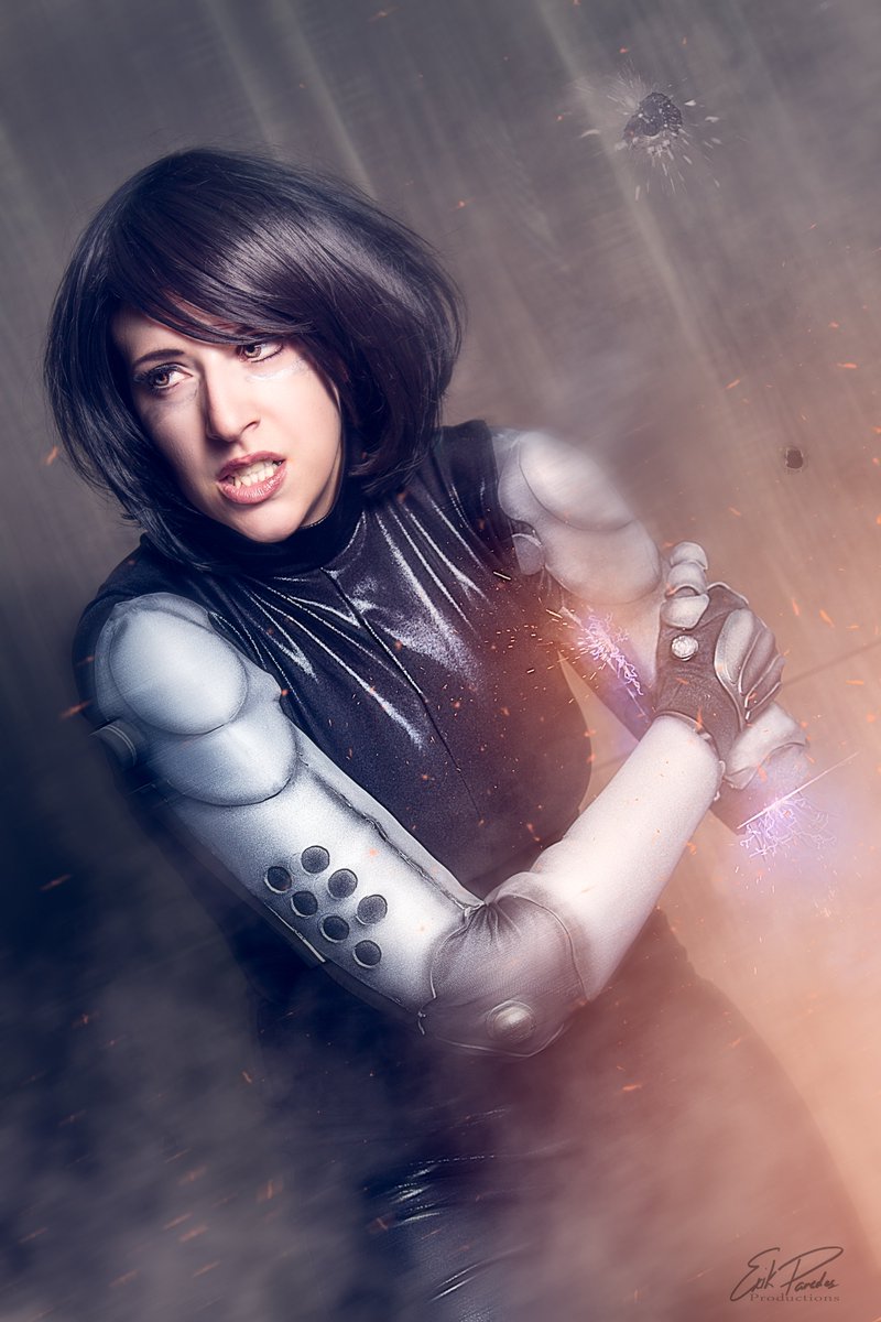 Did you enjoy the #BattleAngelAlita movie adaptation? Would you like to see a sequel? 🤔

I had reservation toward the movie, but I enjoyed it all the same, I love Alita (Gally) way too much lol

Cosplay by me <a href="/AgentSheenah/">Sheenah ☕</a> 
📷~ <a href="/paredeserik/">Erik - Commissions CLOSED</a> 

#battleangel #alita #gunnm